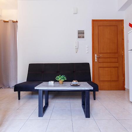 Modern Apartment Καλαμάτα Εξωτερικό φωτογραφία